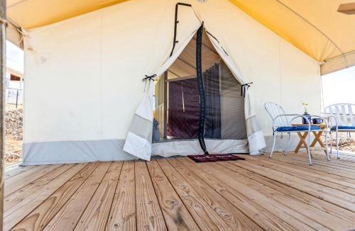 Tombstone House | Off-Grid Tented Cabin, Perfect for a Getaway in the Best Vacation Spot for Couples, Brisbee, Arizona