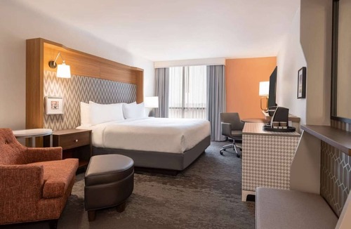 Fort Worth Hotel | Off I-35W | Indoor Pool + On-Site Dining