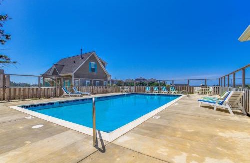 Nelscott House | Off of the Hook