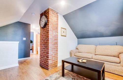 Wayne Apartment | Off The Beaten Path - Choose This Private Gem