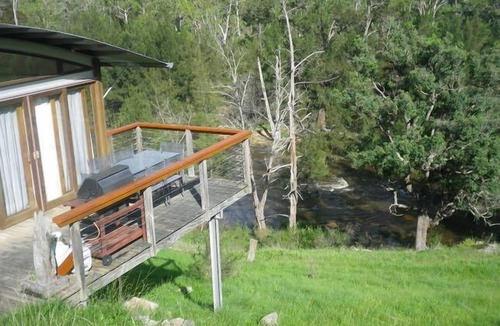 Megalong Valley House | Off the Grid Eco Lodge