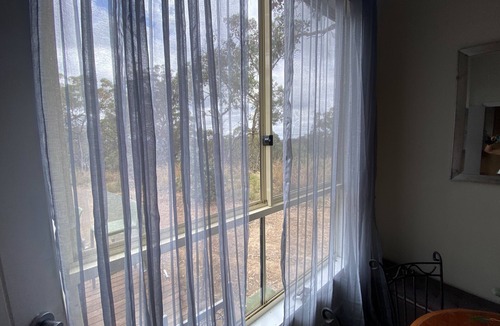 Tambaroora Cabin | Off-the-grid Mountain hideaway