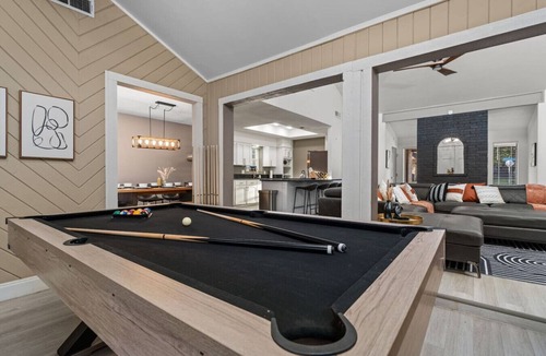 North San Antonio - SAT House | Off the Hook- 5BR w/Pool, Fire pit & Game Room