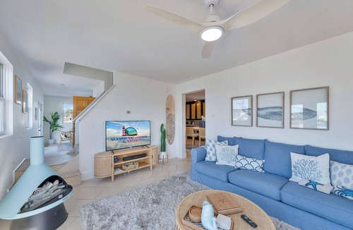 Captain's Cove House | Off the Record by Seaside Vacations & Sales
