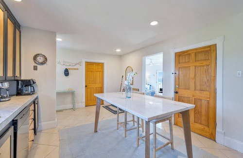 Captain's Cove House | Off the Record - Spectacular Bayfront and Pet Friendly!