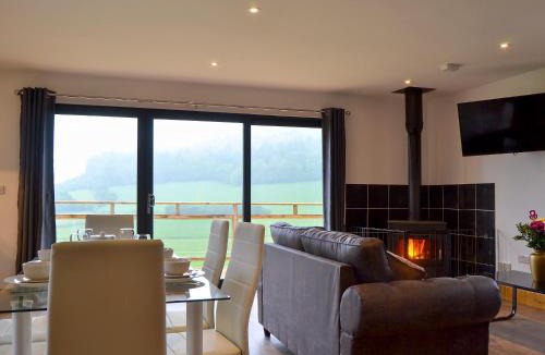 Kington House | Offa's Dyke Lodge - Uk10835