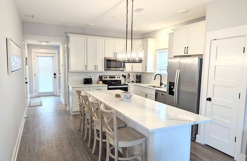 Corolla Light Condo | Offer short stays. Heated Pool. Easy beach access. Discount pricing. New in '24.