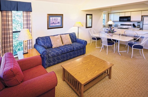 Fairfield Bay Resort | OFFICIAL LISTING | Wyndham - Fairfield Bay 2BR w/Pool, Lake, & More
