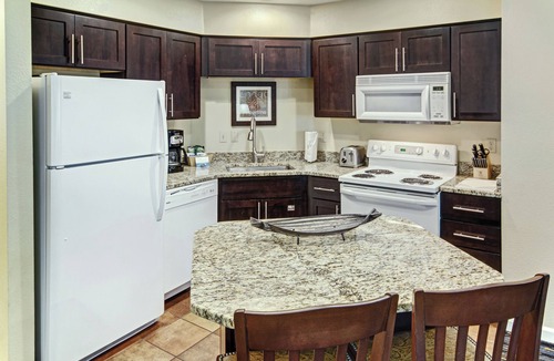 Pinetop Resort | OFFICIAL LISTING | Worldmark Pinetop Studio w/Fireplace, Balcony, Pool & More