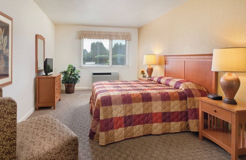 Afton Resort | OFFICIAL LISTING | WorldMark Grand Lake 3BR Condo w/Full Kitchen, Pool & More!