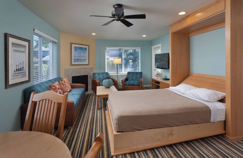 Birch Bay Resort | OFFICIAL LISTING | WorldMark Birch Bay 2 BR w/Fireplace, Balcony, Pools & More!