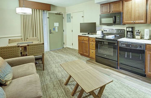 Historic Downtown Durango Resort | OFFICIAL LISTING | Wyndham - Durango 1 Bedroom w/Whirlpool Tub, Wi-Fi, & More!