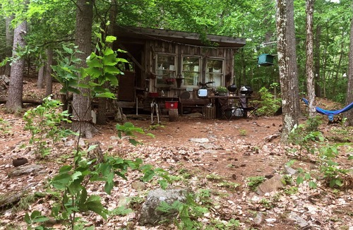 Canterbury Cabin | Official Tiny Earth Cabin: Cozy, 2-Night Minimum, Woods & Wildlife