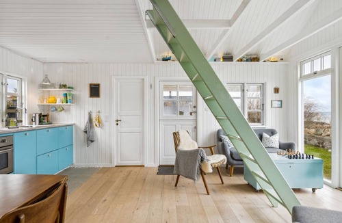 Tørresø House | "Ofrath" - 5m from the sea by Interhome