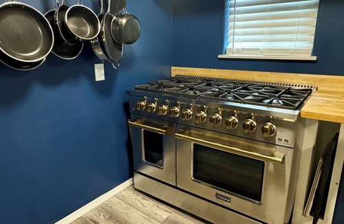 Loon Lake Cabin | Oh Deer Waterfront Cabin, private dock, Sleeps 8