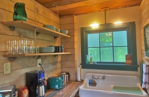 Packwood Cabin | Ohana Cabin | 1 Bed, 1 Bath