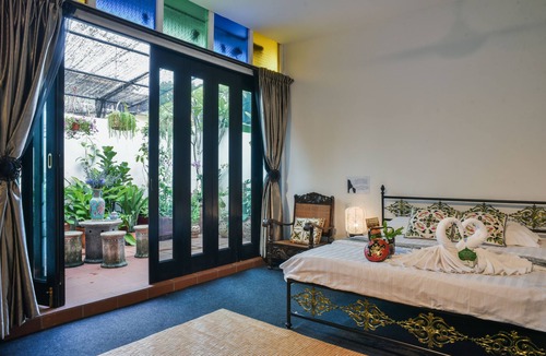 Kampung Jawa House | Ohana House HQ