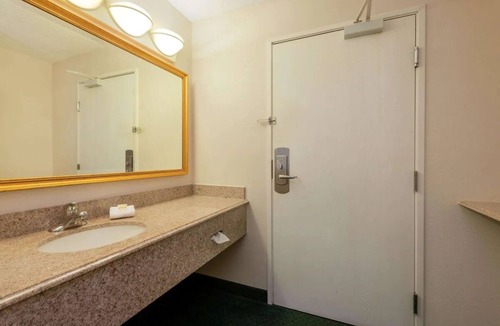 Independence House | OHIO BEST 43