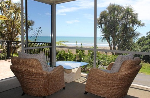 Waiotahi Apartment | Ohiwa Beach Apartments/ Motel