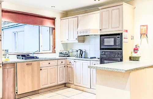 South Laggan House | Oich View by Interhome