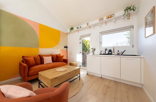 Valenciennes House | OIQIA Air Nomad Séville