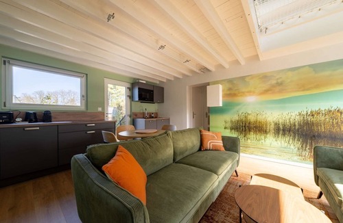 Valenciennes House | OIQIA Air Nomad Vancouver