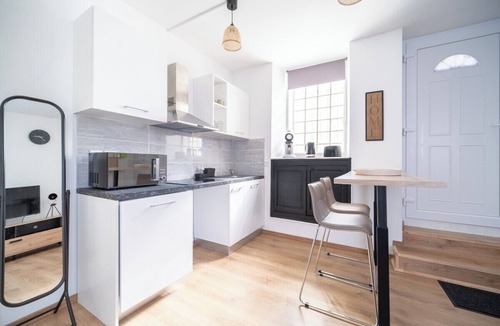 Pamiers Apartment | OIQIA Castela