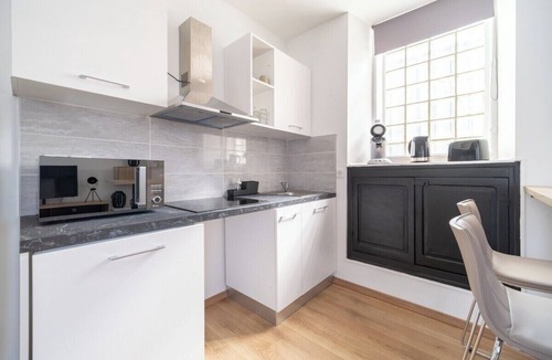 Pamiers Apartment | OIQIA Castela