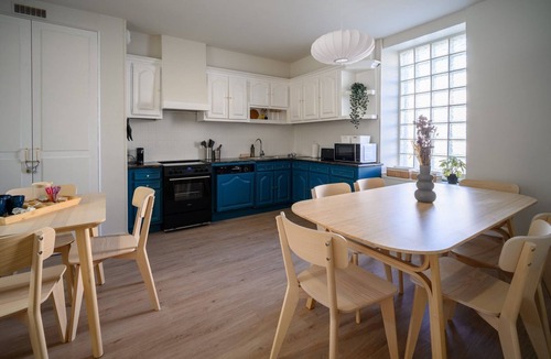 Castres House | OIQIA Clarisse Nuancier