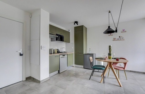 Bonnefoy-Roseraie-Gramont Apartment | OIQIA Garden