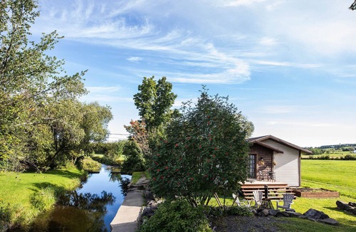 Sainte-Marguerite House | OJ River House - Boho House on the River