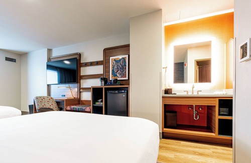 Central Oklahoma City Hotel | OKANA Resort & Indoor Waterpark