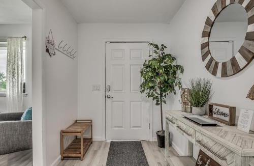 Central Oklahoma City House | Okana Waterpark & Downtown OKC 7 Mins away- Capital View