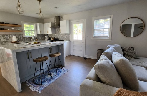 Central Oklahoma City House | *OKC BEST LOCATION* Close to Whole Foods, Fairgrounds, and night life.