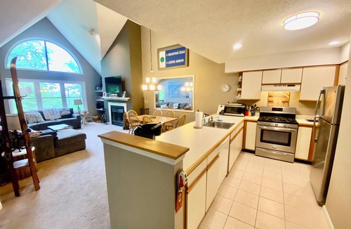 Ludlow Condo | OKEMO WINTERPLACE Best Location, Ski-In/Ski-Out 4BR/3BATH + LOFT. Spacious.