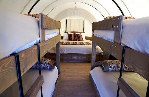 South Oklahoma City House | Oklahoma Glamping in this Wonderful Covered Wagon for Family Vacations near Oklahoma City