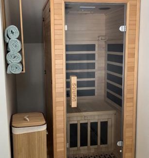 Arnolds Park House | Okoboji Lakeside Retreat in Arnolds Park