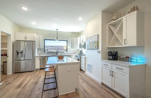 Arnolds Park Villa | Okoboji Oasis at the Lake in Arnolds Park