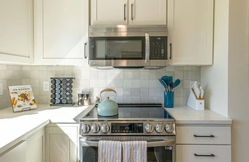 Arnolds Park Villa | Okoboji Oasis at the Lake in Arnolds Park