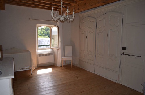 Cazaux-Frechet House | Old mountain house
