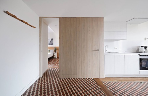 Gothic Quarter Apartment | OLA LIVING BOQUERIA 5