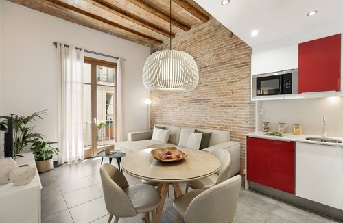 El Raval Apartment | OLA LIVING MACBA 1