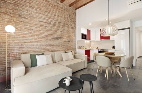 El Raval Apartment | OLA LIVING MACBA 1