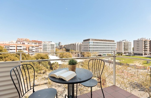 Poblenou Apartment | OLA LIVING POBLENOU BEACH 14 ATTIC