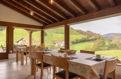Etxalar House | Olagaraia - Adults Only
