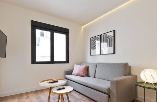 L'Hospitalet de Llobregat Apartment | Olala Archangel Flat 5.3 I Balcony I