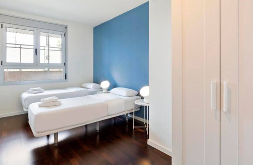 Sant Adria de Besos Apartment | Olala Port Forum 3-Bedroom Apartment with Balcony