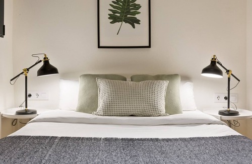 L'Hospitalet de Llobregat Apartment | Olala Urban Chill Flat 4.3 I Balcony