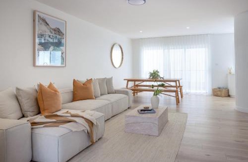 Anna Bay Villa | Olas Villa 2 - Plunge Pool & Walk to Beach