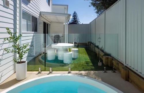 Anna Bay Villa | Olas Villa 2 - Plunge Pool & Walk to Beach